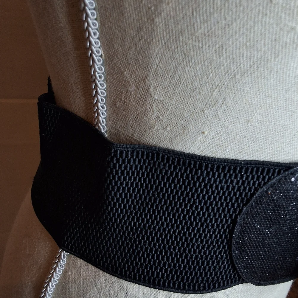 Vintage 1980s Black Bow Waist Belt – Wide Elastic Glam Statement Belt M/L - Picture 10 of 11